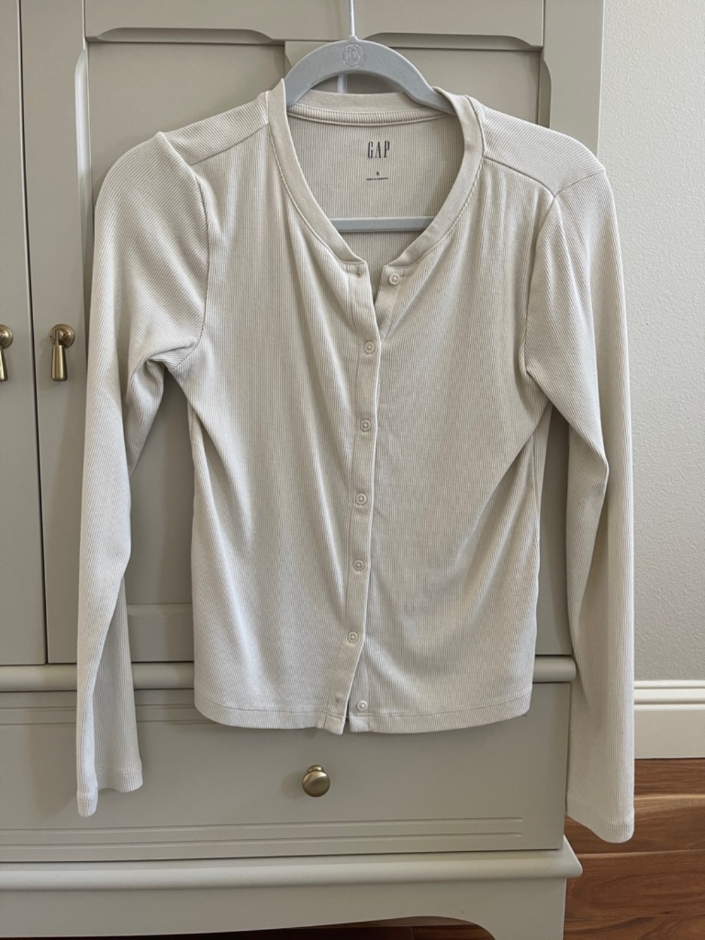 GAP Cream Ribbed Button-Up Long Sleeve Top
